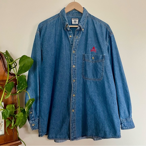 Lee Other - Vintage Lee 100% Cotton Blue Denim Button Down Collared Shirt Men’s Size…